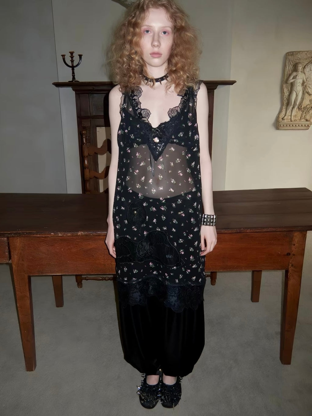 1JINNSTUDIO×SNOOPY Sheer Lace V-Neck Dress