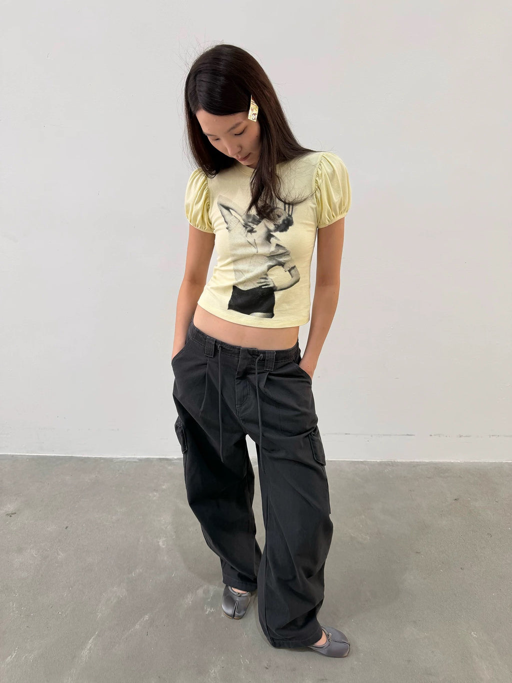 Antenna Effect｜Retro Portrait Crop Top