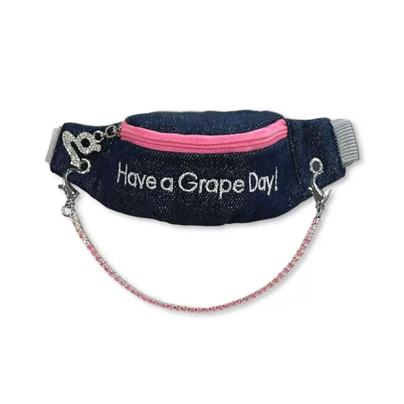 Grape｜Slogan Chain Wristlet Bag 3 Colors