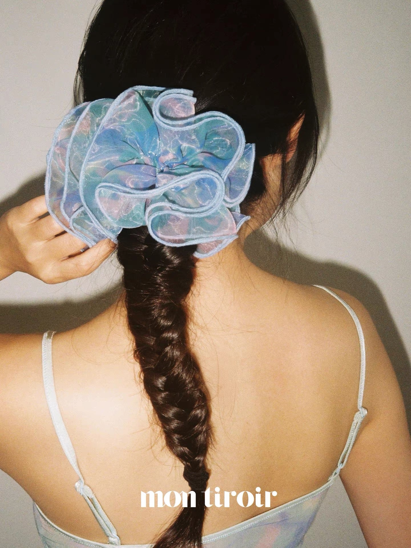 montiroir｜Tulip Organza Oversized Scrunchie