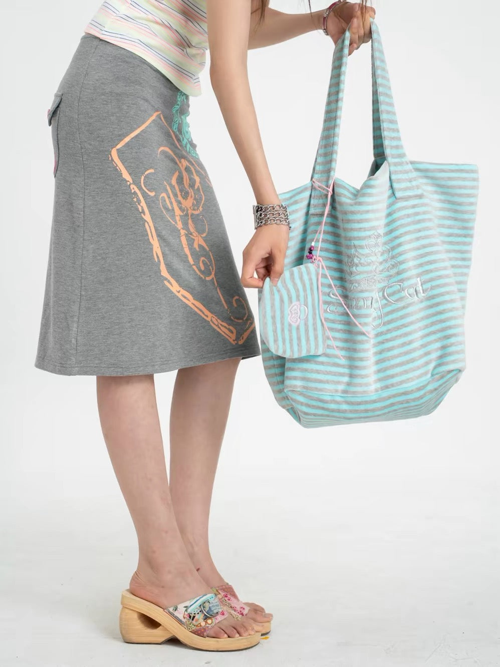 Sunny Shell｜Striped Velvet Embroidered Beach Bag