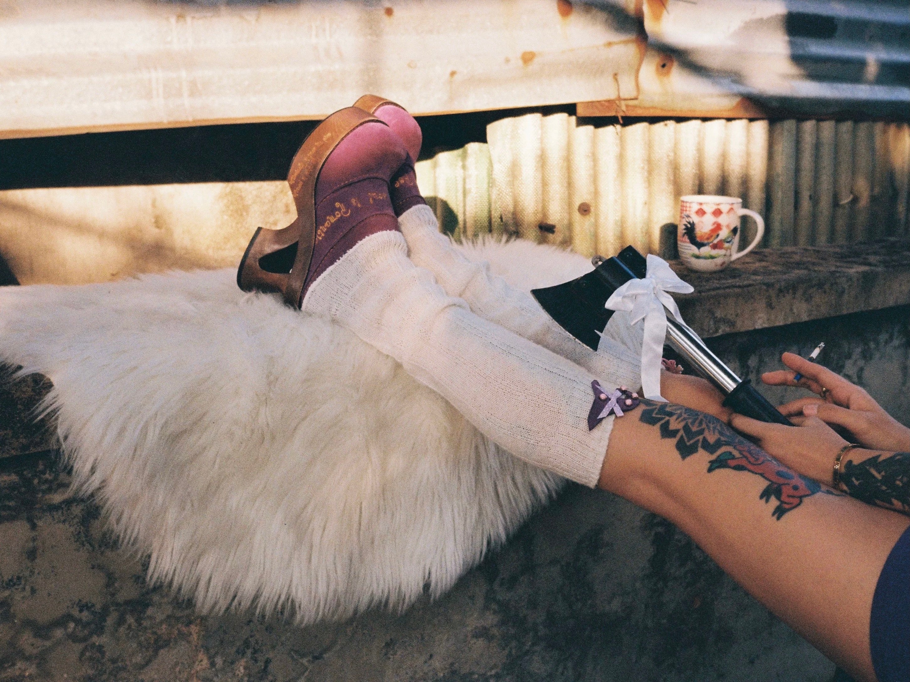 PonteAlleMoss｜Suede Embroidered Platform Clogs