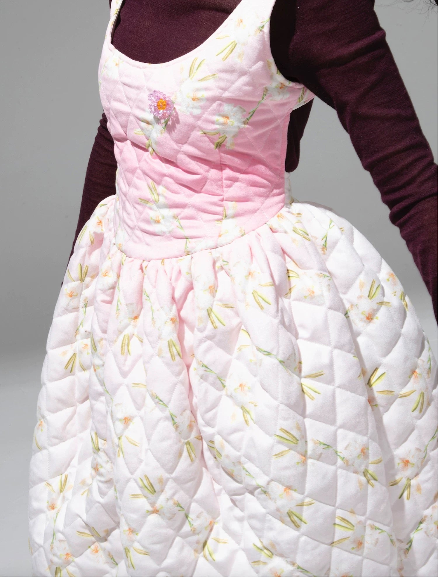 MOOLY｜Suede Floral Open-Back Camisole Dress