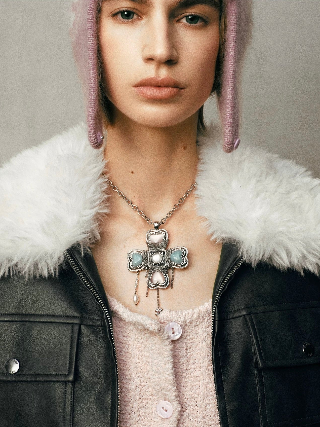 tokokkino｜Crystal Chain Bow Statement Necklace