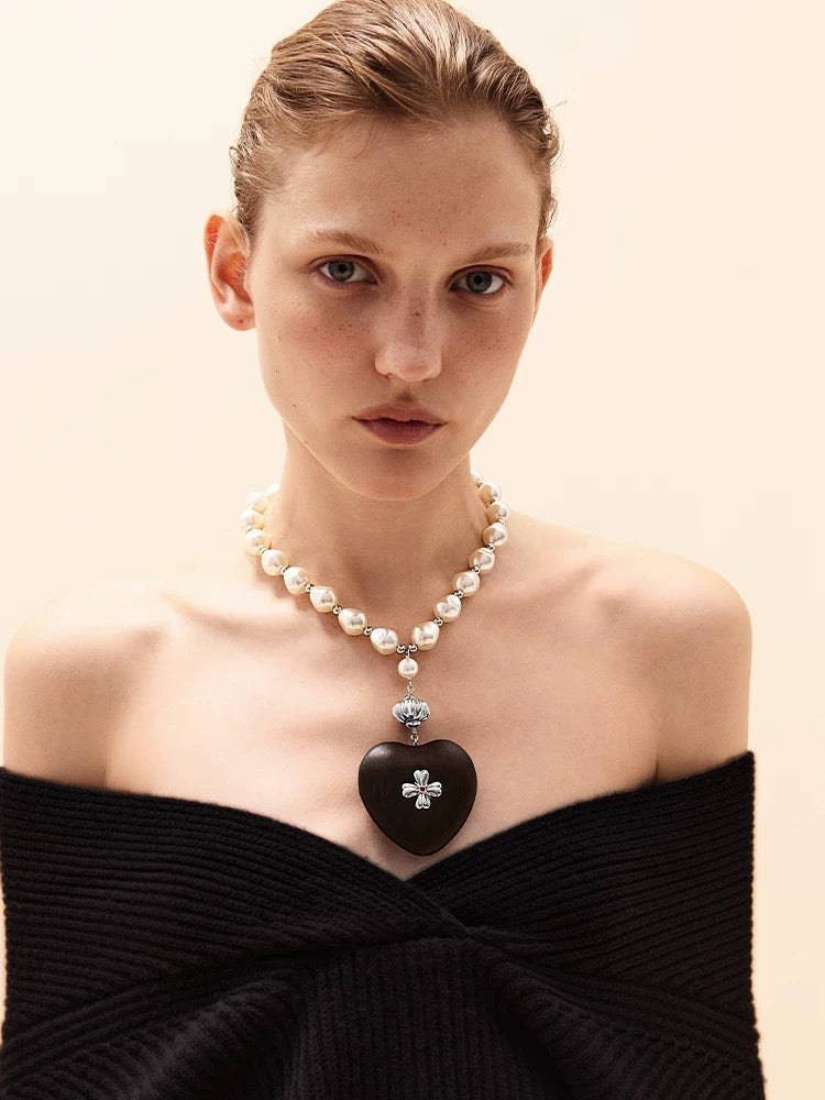 tokokkino｜Pearl Ebony Heart Statement Necklace