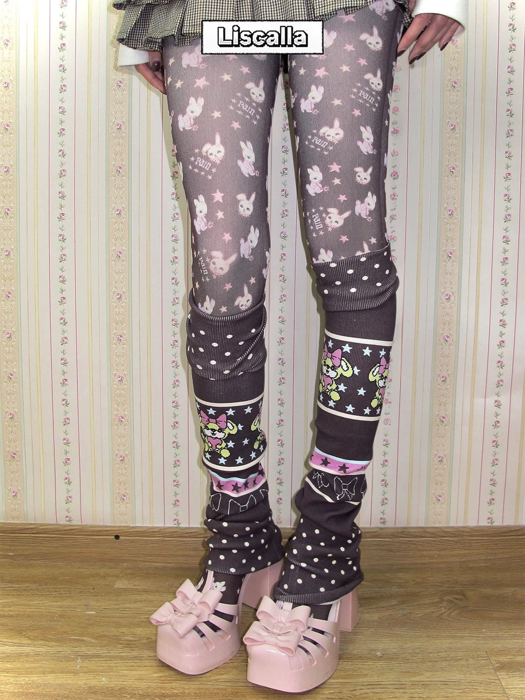 LIS CALLA｜IT KISSED ME” Brown Bunny Illustration Tights