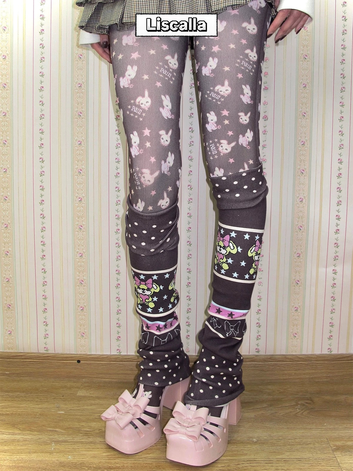LIS CALLA｜IT KISSED ME” Brown Bunny Illustration Tights
