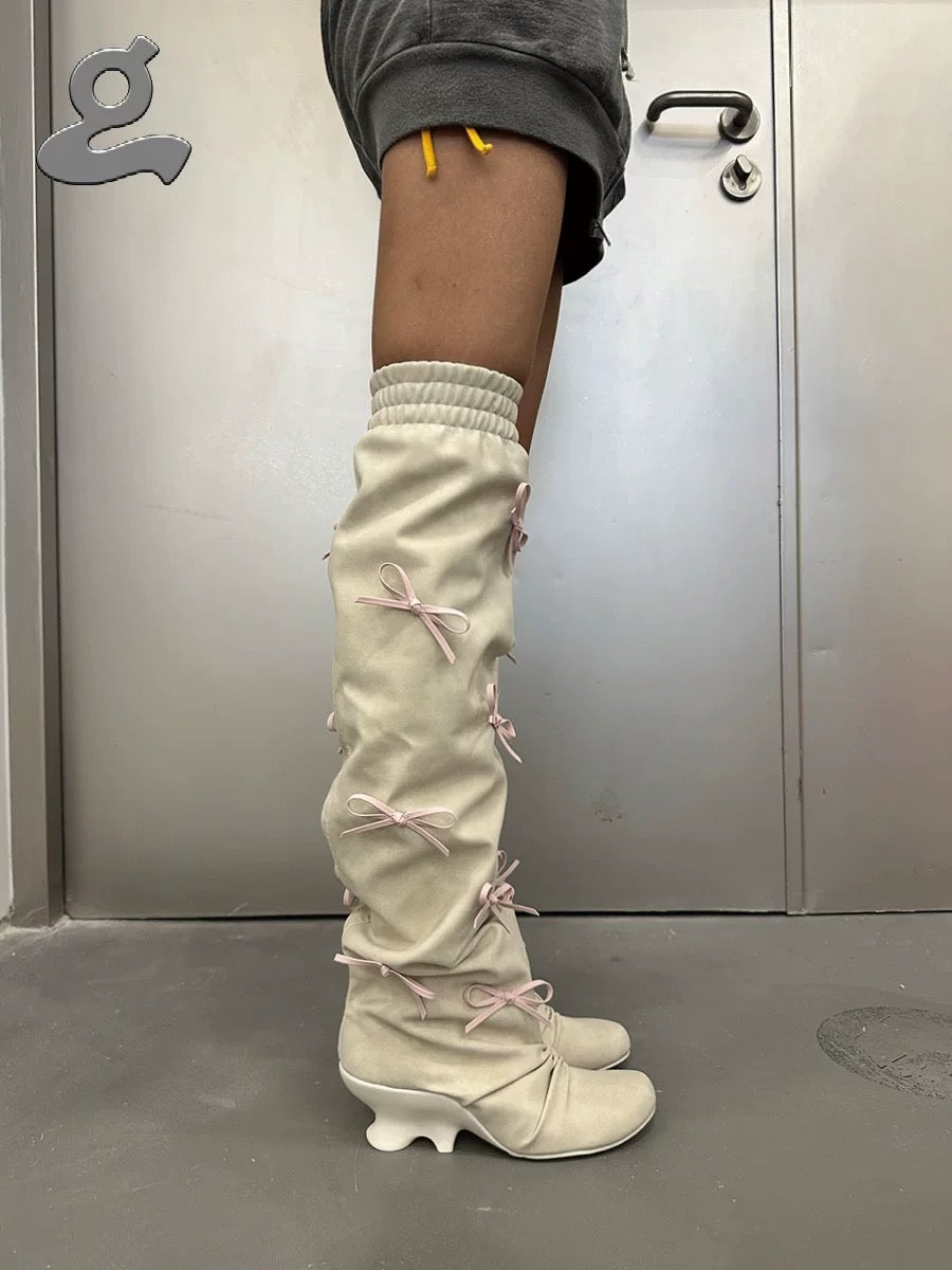 Grape｜25aw Ivory Bow Wedge Boots
